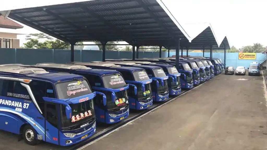 Bus Pariwisata Pandawa 87